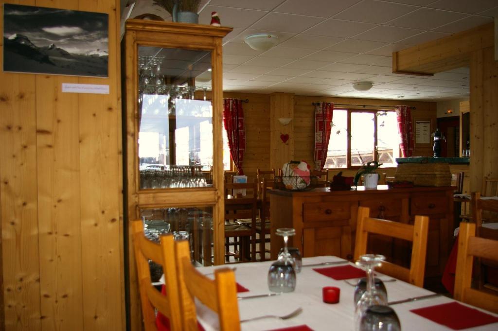 Hotel Restaurant L'Outa Терминьон Экстерьер фото